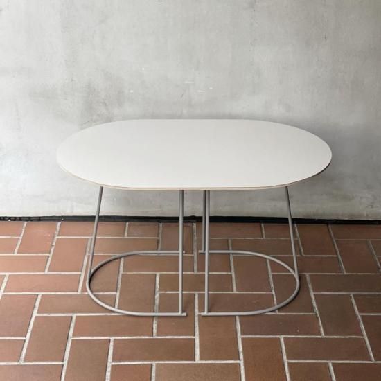Airy Coffee Table / Muuto (Used) - NICK WHITE