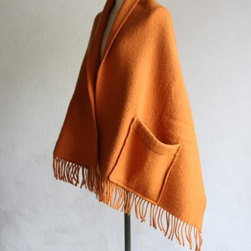 UNI pocket shawl（orange） – LAPUAN KANKURIT（ラプアンカンクリ）