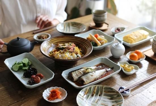 たく　東屋　（長崎県　白岳窯）木瓜角皿 波佐見焼 セット たく様 専用 東屋 （長崎県 白岳窯）木瓜角皿 波佐見焼 セット