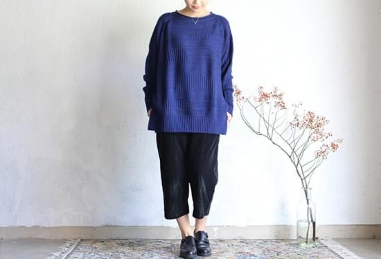 tamaki niime(タマキ ニイメ) 玉木新雌 PO knit DEKA blue