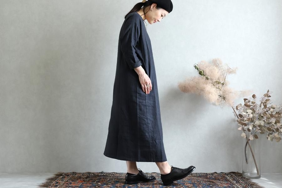 エヴァ厶エヴァ evam eva リネン100% Vネックワンピース ブラック evam eva エヴァムエヴァ cotton v neck op コットンVネック