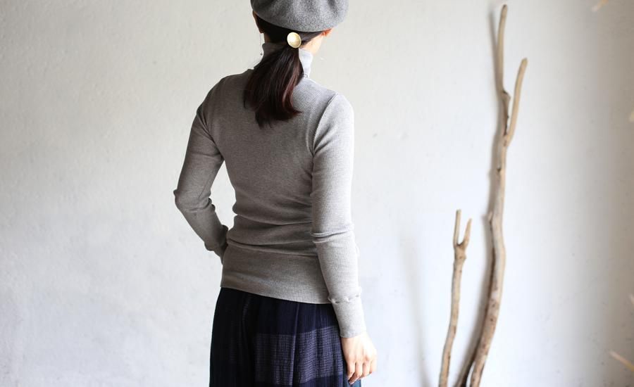 tamaki niime(タマキ ニイメ) 玉木新雌 タトル 02 ライトグレー