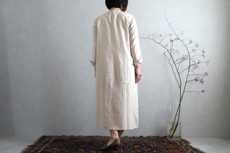 evam eva(エヴァム エヴァ) ファインプリーツワンピース / fine pleats