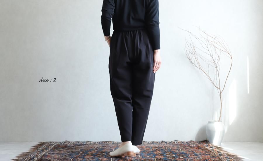evameva コットンシルクナローパンツ　ブラック　サイズ１ evam eva(エヴァム エヴァ) コットンナロー タックパンツ