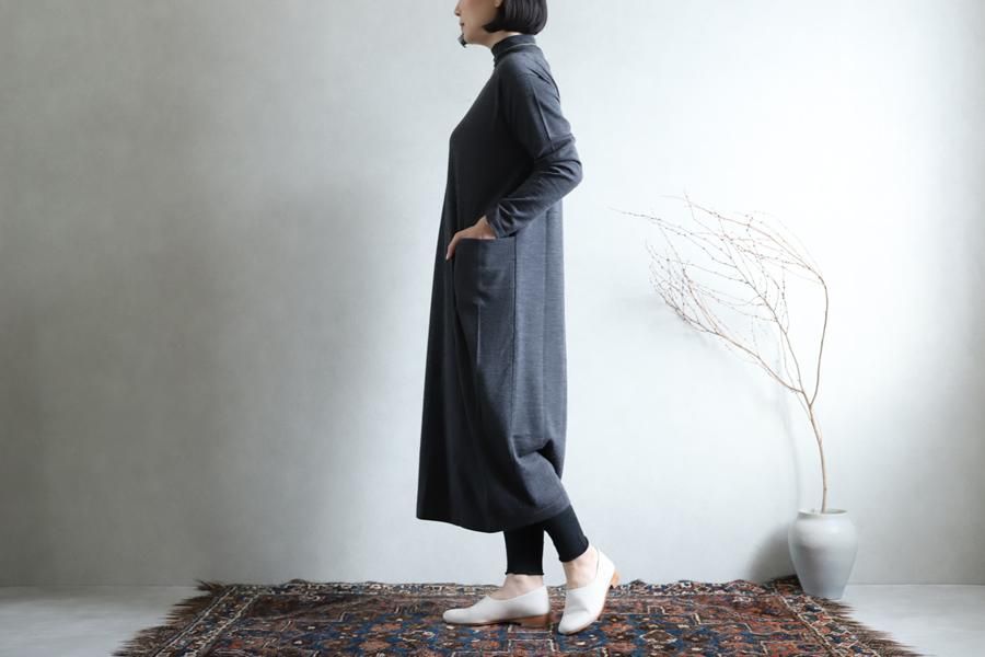 Evam Eva エヴァム エヴァ aw新作 ハイゲージウールワンピース High Gauge Wool One Piece Stone Gray 86 k115 Lizm