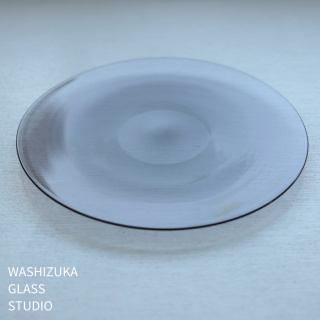 ͵ WASHIZUKA GLASS STUDIO charcoal plate 26026cm