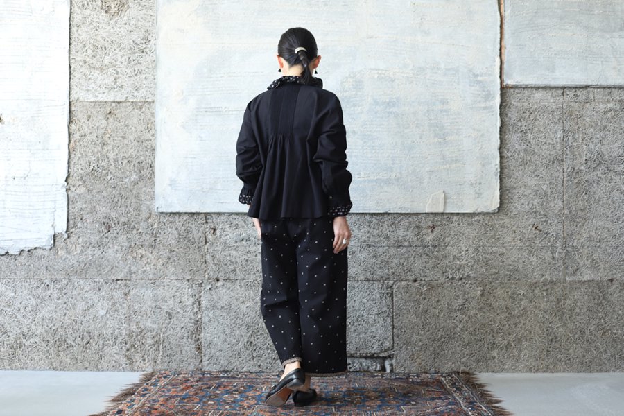 BUNON(ブノン)【2022SS新作】Embroidery Tuck Pants / タックパンツ