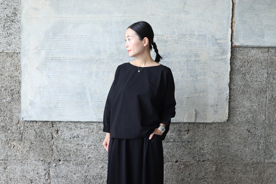 evam eva(エヴァム エヴァ) 【2022ss新作】 コットンプルオーバー / cotton pullover black(90)  E221K140 - lizm