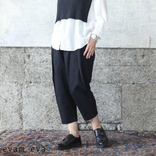 evam eva(エヴァム エヴァ) 【2022aw新作】コットン タックパンツ / cotton tuck pants black(90) E223T067