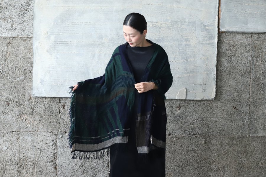 tamaki niime（タマキ ニイメ）玉木新雌 JQ shawl MIDDLE 04