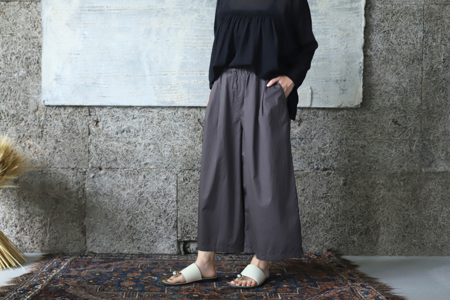evam eva(エヴァム エヴァ) ワイド パンツ / wide pants stone gray(86