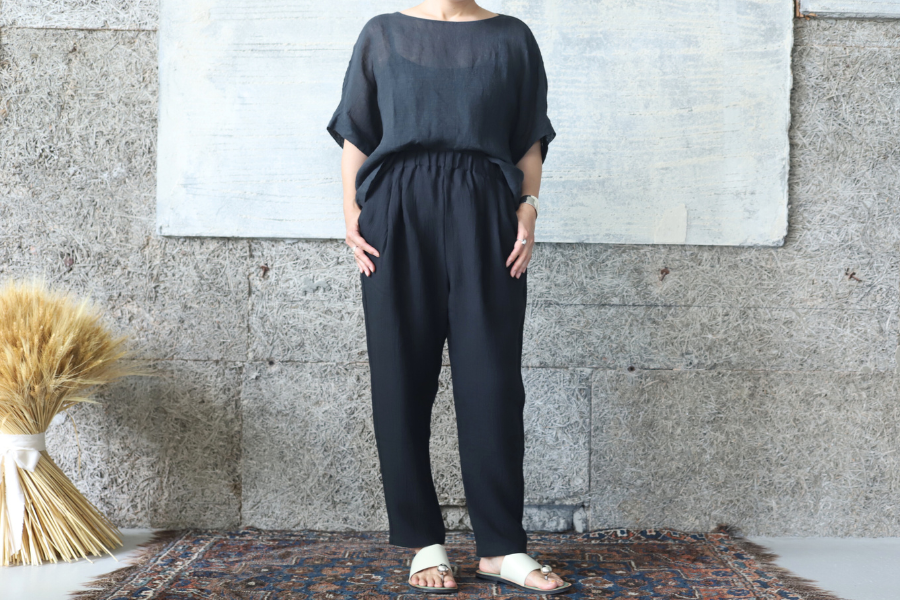 evam eva(エヴァム エヴァ) リネン タック パンツ / linen tuck pants black(90) E231T217 - lizm