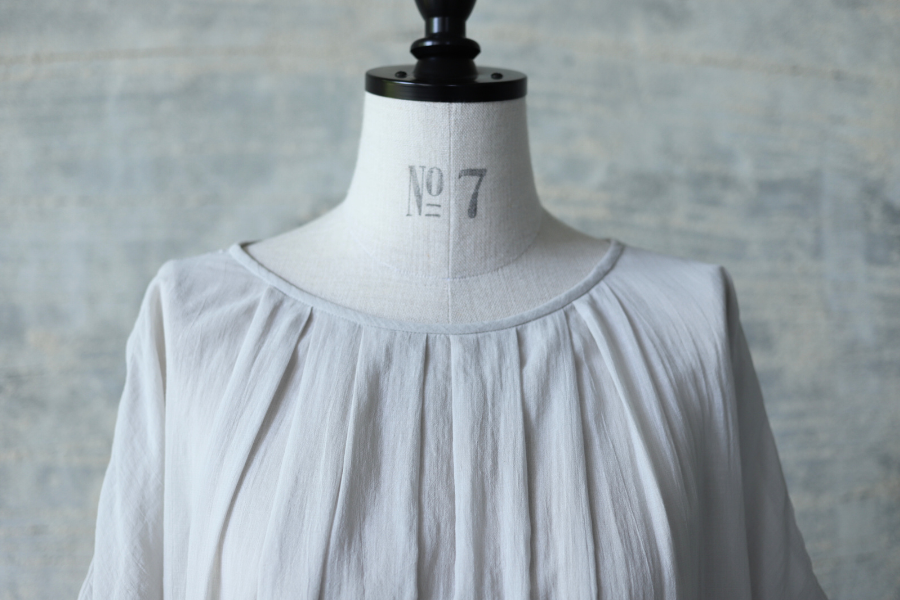 e231t134) / evam eva (エヴァムエヴァ) /v neck tuck one-piece