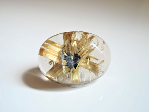 タイチンルチル/太陽ルース/Rutilelated quartz 【最高級】六条の光が