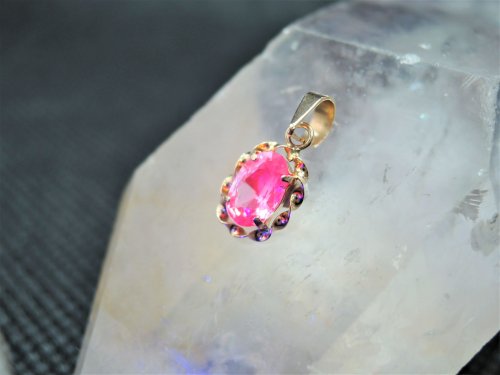 【大人可愛い 】ピンクサファイア /pink sapphire K18ペンダント