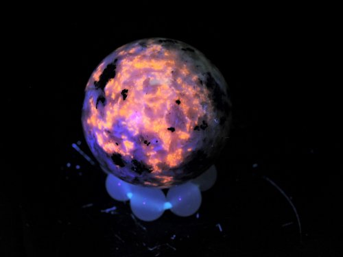 ユーパーライト/ Yooperlite丸玉（sphere）34.7ｍｍ/ｷﾞｬﾗﾝﾃｨ-ｶｰﾄﾞ付 謎 