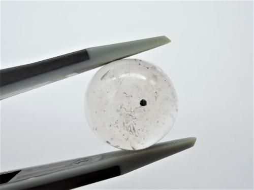 水入り　　砂と丸石が動きます　水入水晶 AB3764 水入り水晶（ウォーターインクォーツ） 18．5mm 粒