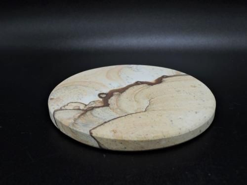 日本のピクチャーストーン】 天草木目石 丸型イーゼル付き オリジナル商品