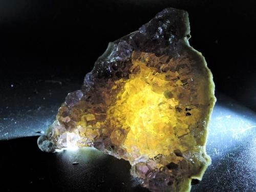 アッさん様 ウルグアイアメジストカップケーキ♡花束♡クラスターNo.1168 楽天市場】ウルグアイ アメジストクラスターの通販