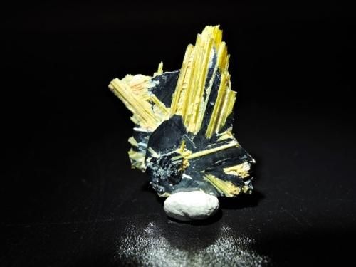 超稀少】 ヘマタイトルチル 結晶原石