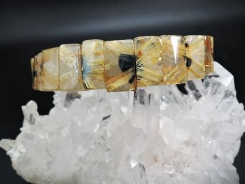 さくらです(⁠◡⁠ ⁠ω⁠ ⁠◡⁠)ヘマタイトインタイチンルチルバングル ルチルの花が咲く】ヘマタイトルチル バングル 幅12.0mm