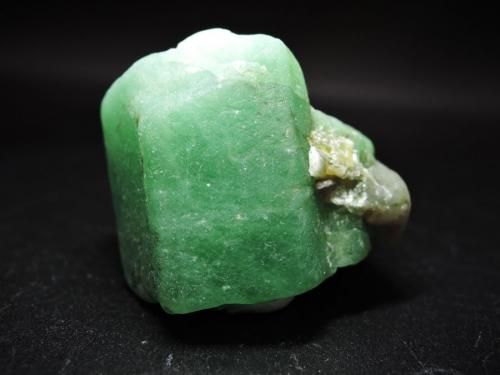 結晶が大きい】天然エメラルド原石 単体結晶 ブラジル産