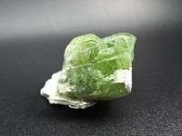 ビッグサイズ　ペリドット　母岩　天然石　パワーストーン 美しい大粒結晶】 ペリドット原石 母岩付
