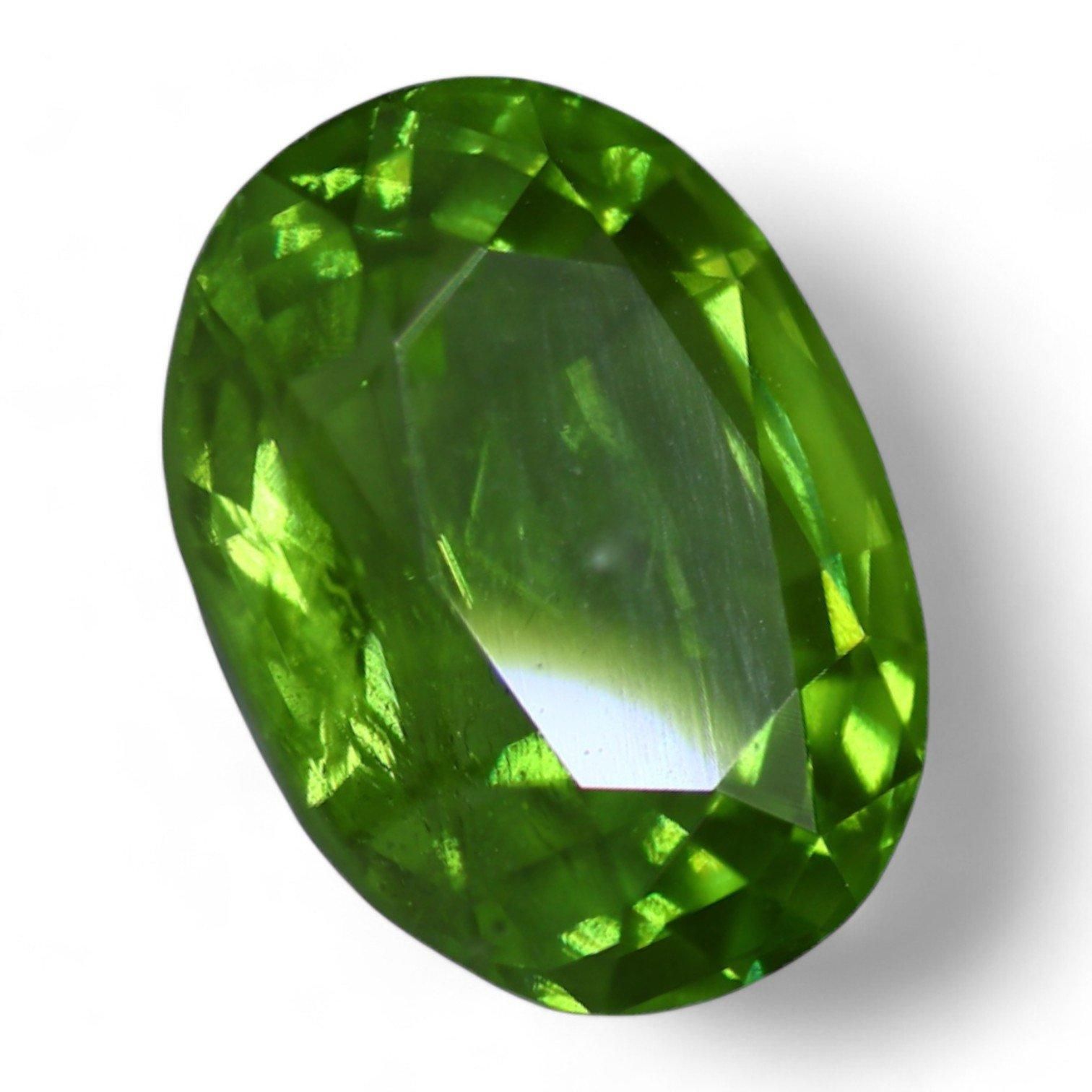 ペリドット7 ct No54568宝石ルースいしや - いしや株式会社 宝石 ペリドット7 ct No54568宝石ルースいしや - いしや株式会社 宝石