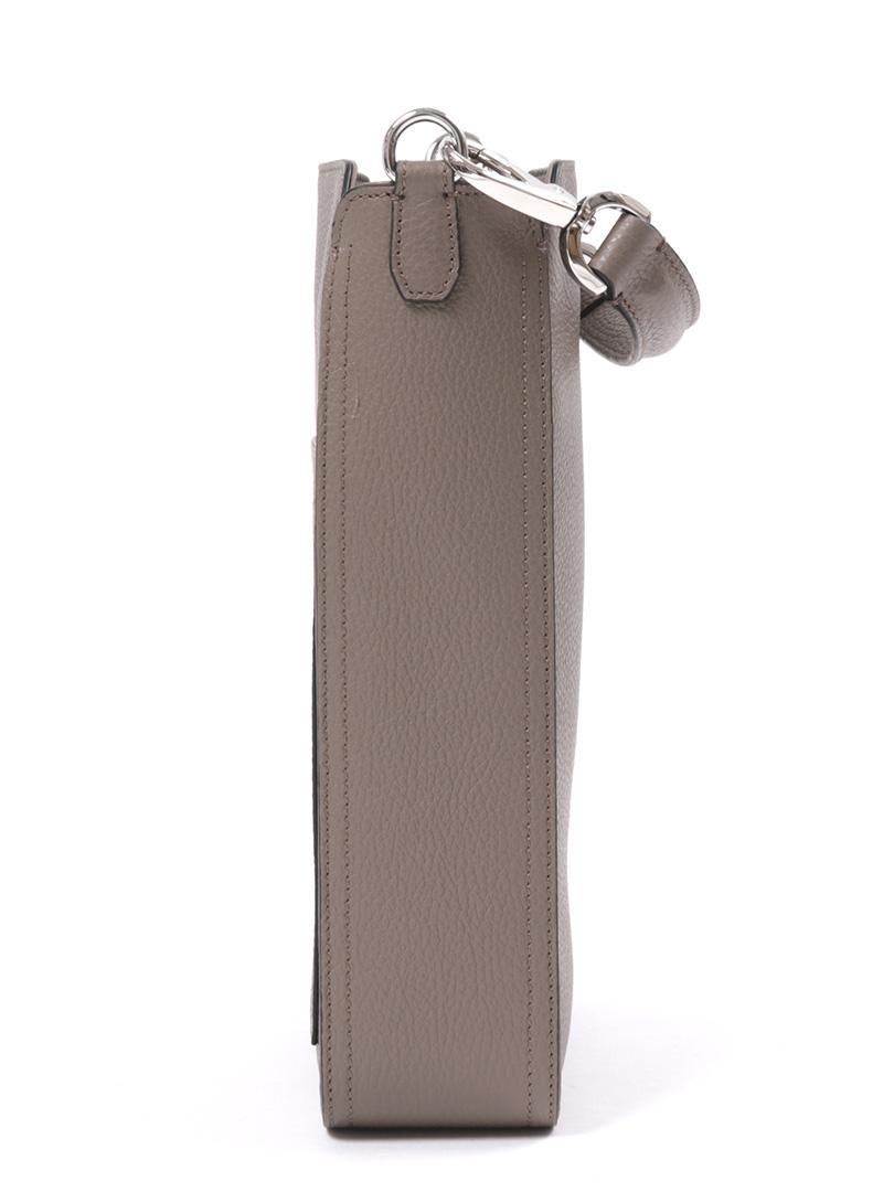 CAVALLERESCO カーフレザーバッグ 美品‼️ rmoKgrmgtn6C.jpg?width=768