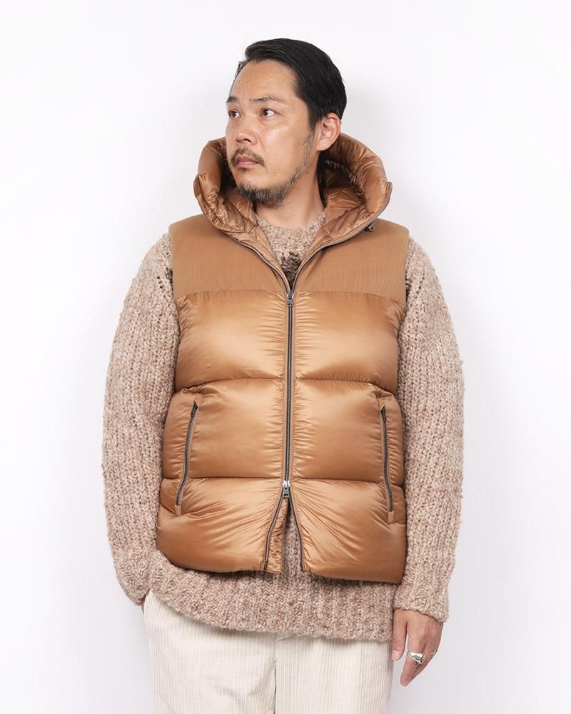 NYLON ULTRA LIGHT ダウンベスト PI001154U-12020Z｜HERNO 正規取扱店