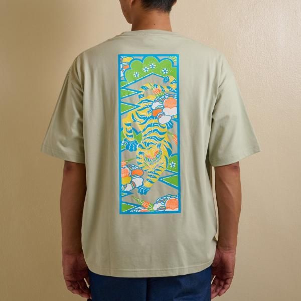 <img class='new_mark_img1' src='https://img.shop-pro.jp/img/new/icons14.gif' style='border:none;display:inline;margin:0px;padding:0px;width:auto;' />ʸϡBINGATA Tiger  Short sleeve Tee