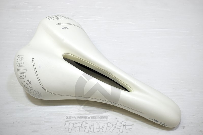 自転車用サドル selle ITALIA(セライタリア) ST5 Flow FeC S サドル-