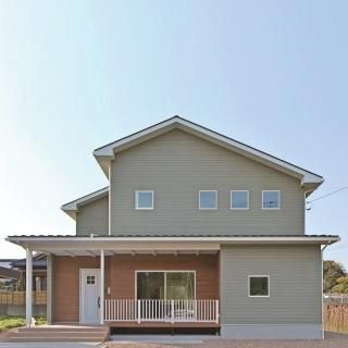 カバードポーチのある家 カッコイイ家photo カバードポーチのある家 カッコイイ家photo