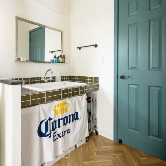 アメリカンスタイルの白い家 - カッコイイ家PHOTO