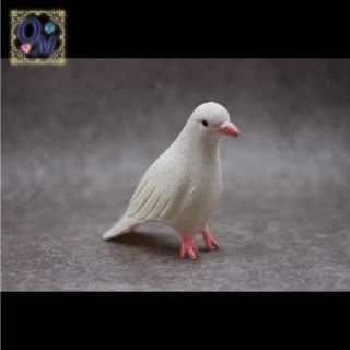 ラテックスダブ～Latex Dove～ラテックス製のリアルなハト！手やイスの背もたれに止まらせることができる！