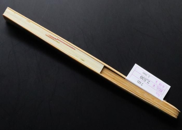 極上　天然素材　お茶会　お茶席　歌舞伎　扇子　和装小物 扇子 白檀 和装小物 宮脇扇子 宮脇賣扇庵 茶道 お茶会 お茶席