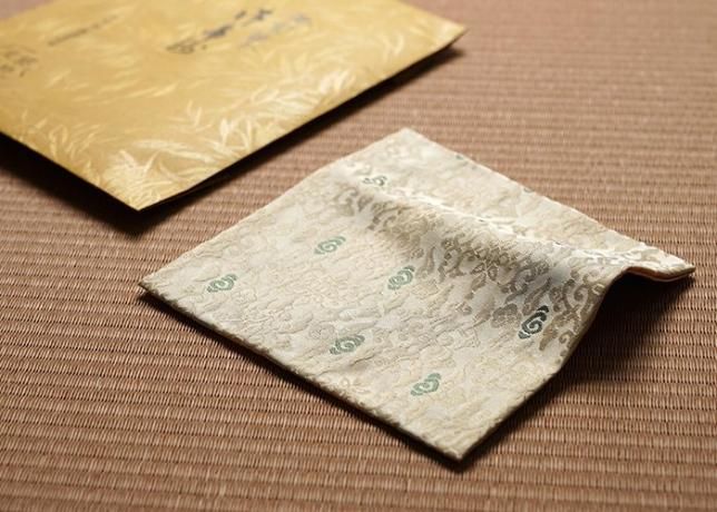 土田友湖 - 京都富小路の和装小物専門店きねや 土田友湖 - 京都富小路の和装小物専門店きねや