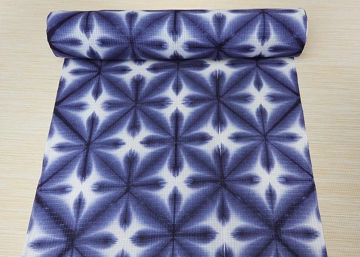 新品未使用⭐︎京都和装小物きねや⭐︎雪花絞り浴衣反物 ⭐︎綿紅梅⭐︎爽やかなお色 浴衣反物 綿紅梅 雪花絞り白地 紺 01 - 京都富小路の和装小物