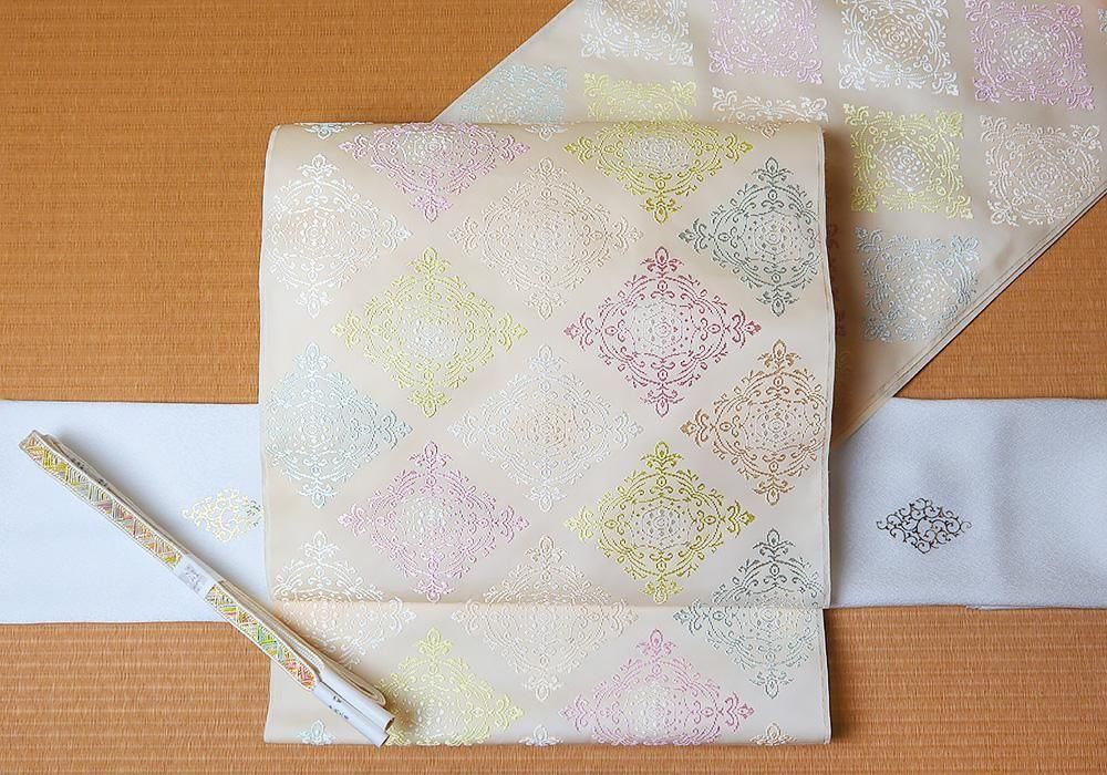 唐菱紋九寸名古屋帯 | 有職文様 - 京都富小路の和装小物専門店きねや