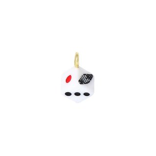 <img class='new_mark_img1' src='https://img.shop-pro.jp/img/new/icons8.gif' style='border:none;display:inline;margin:0px;padding:0px;width:auto;' />CHALLENGER/DICE PENDANT TOP/WHITE