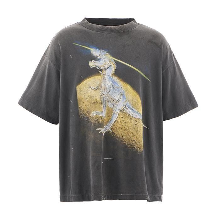 美品 SAINT Mxxxxxx × 空山基 SRYM_SS TEE/T-REX SAINT Mxxxxxx T-REX TEE | ブラック - THUMBING ONLOINE STORE