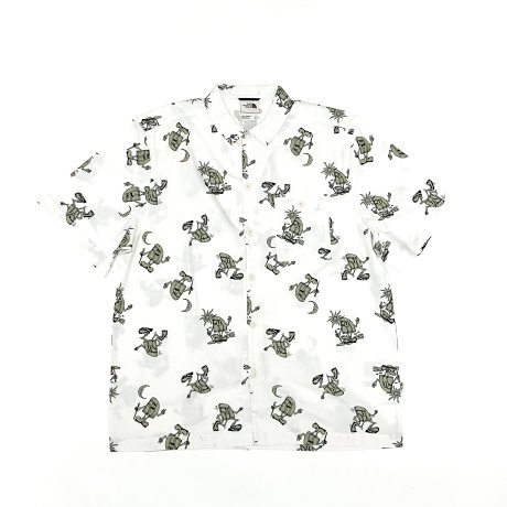<div>THE NORTH FACE</div>PRINT<br>SS SHIRT<br>WHITE