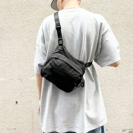 TAIKAN ナイロンボディバッグ・スティンガーバッグ・サコッシュ
