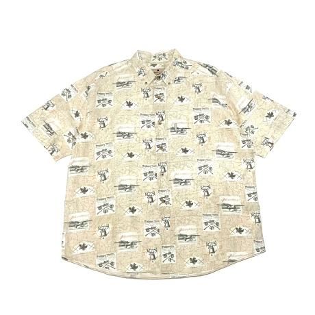 <div>WOOLRICH</div>DEADSTOCK<br>MAP PRINT<br>COTTON SHIRT<br>BEIGE