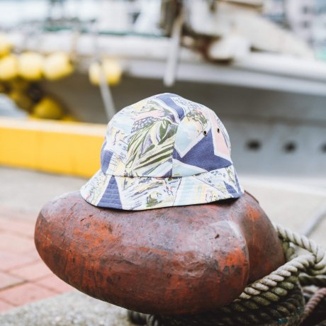 <div>BLEND STORE</div>BUCKET HAT<br>BERMUDA<br>HAND MADE<br>FAT POCKETS<br>2 TYPE