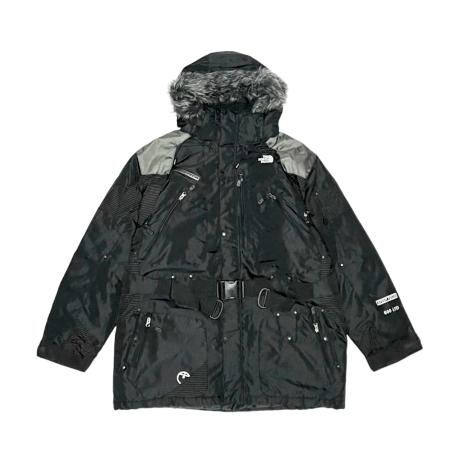 <div>THE NORTH FACE </div>STEEP TECH<br>NYLON DOWN JACKET<br>BLACK