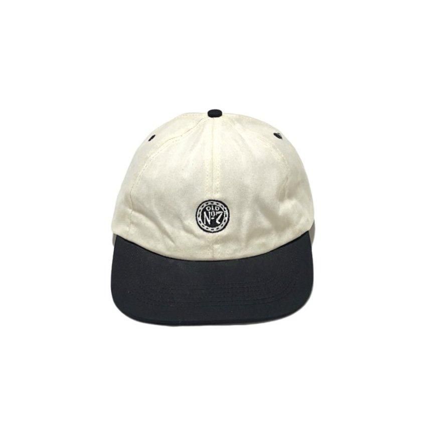<div>JACK DANIELS</div>DEADSTOCK<br>2 TONE CAP<br>MADE IN U.S.A<br>NATxBLK