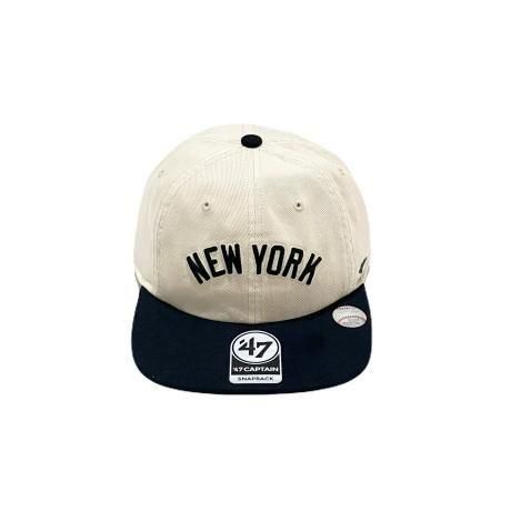 <div>47 BRAND</div>SNAP BACK CAP<br>YANKEES<br>CAPTAIN<br>CRM×NVY