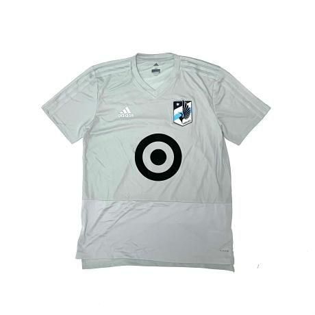 <div>ADIDAS</div>MINNESOTA UNITED FC<br>SOCCER JERSEY<br> T-SHIRT<br>GRY