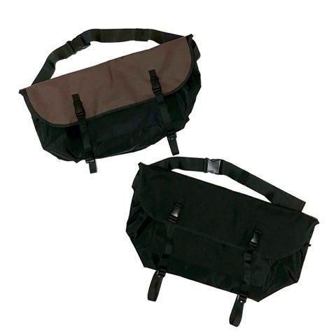 <div>WHEARD</div>NYLON MESSENGER BAG<br>BLK,BLKxBRN